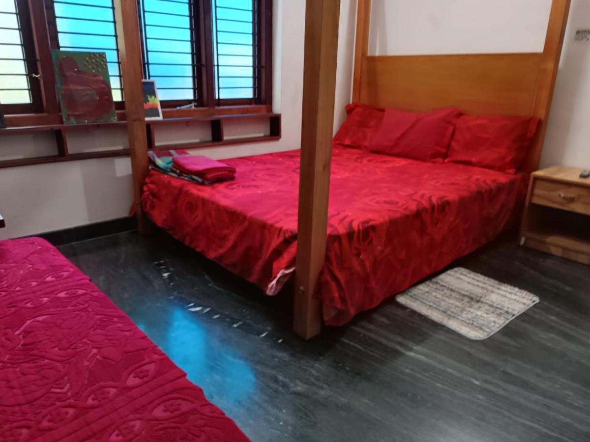 Shruthi'S Aarohi-Nature'S Retreat Mulappilangād Eksteriør billede